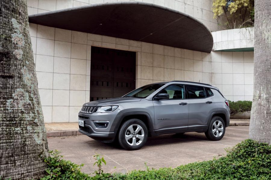  Jeep Compass Sport 2016 года  (LA) (фото 7 из 12)